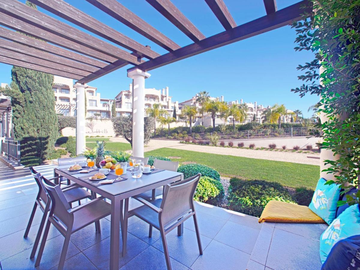 Apartment Pine Hills Ametista By Interhome ヴィラモウラ エクステリア 写真