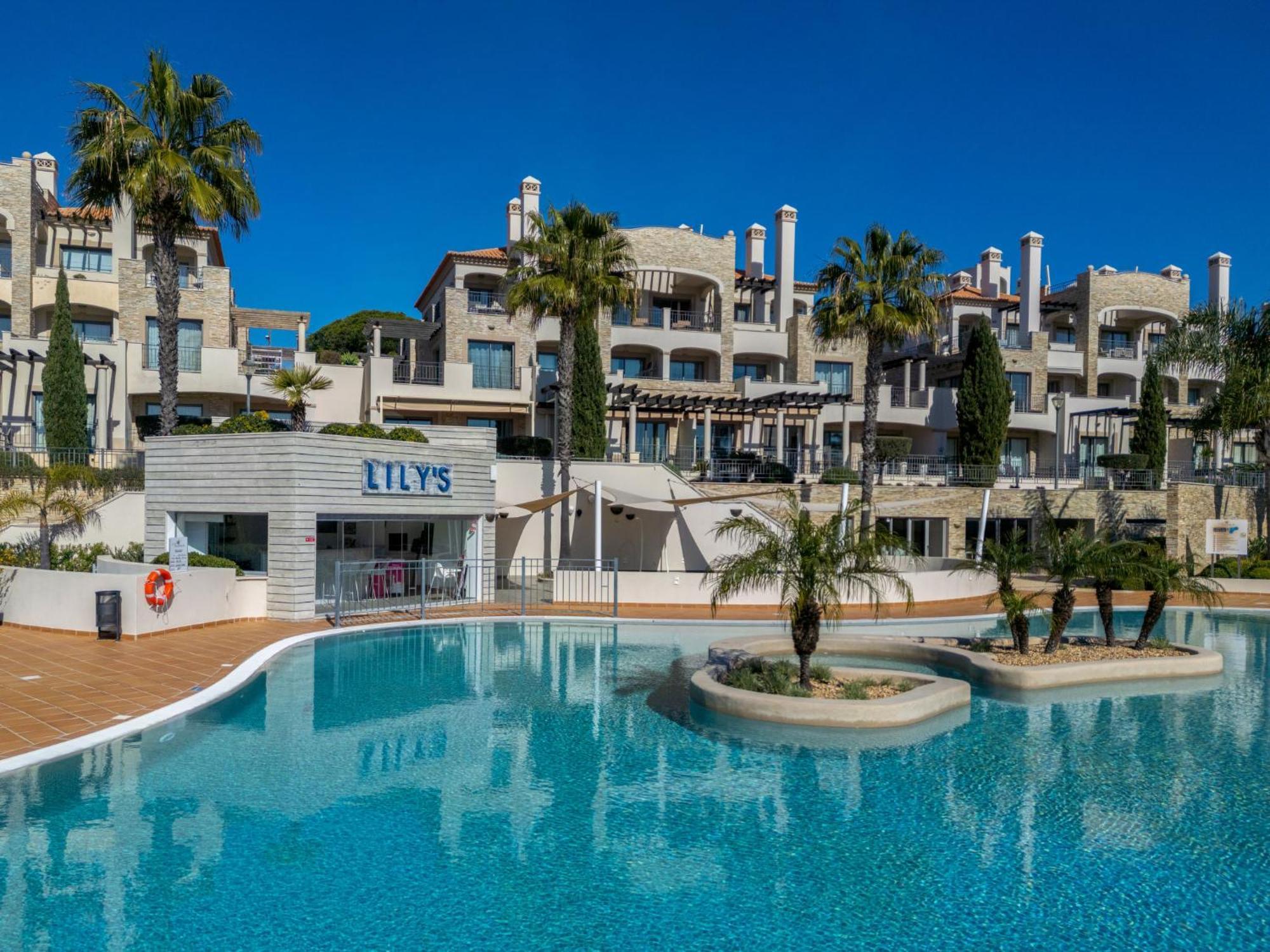 Apartment Pine Hills Ametista By Interhome ヴィラモウラ エクステリア 写真